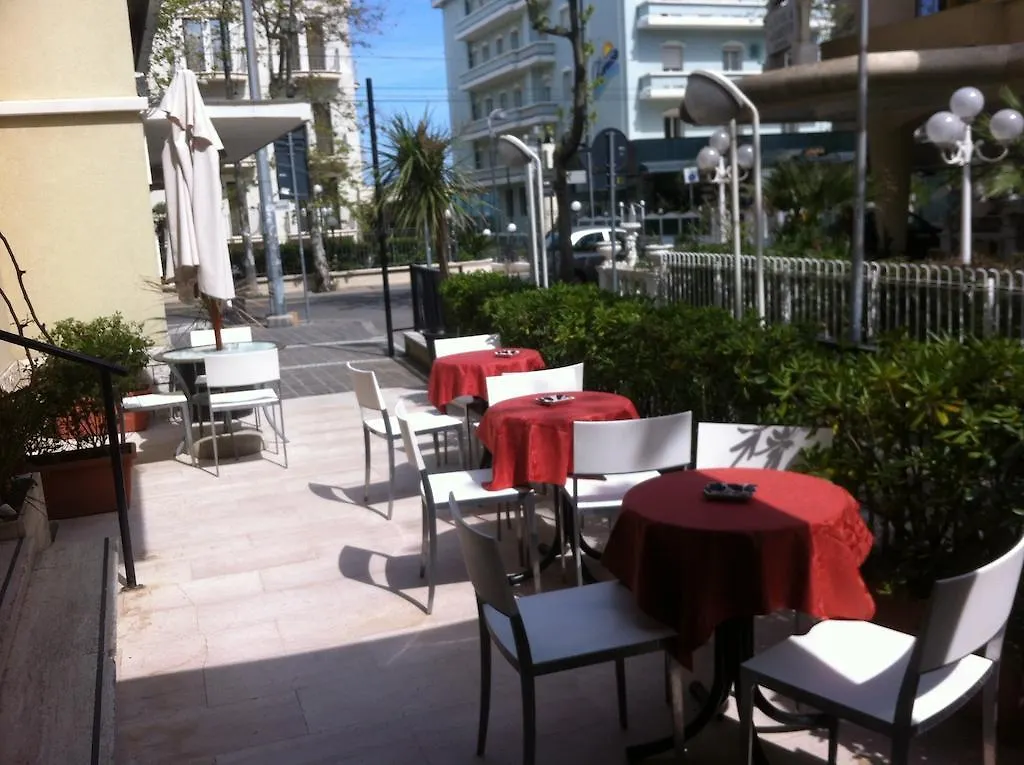 Oxford Hotel Rimini 3*,